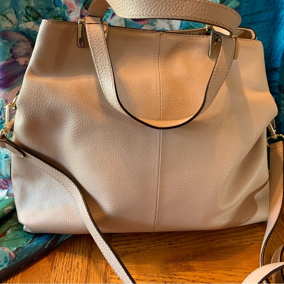 💛Vince Camuto Almond Purse💛 - Picture 7 of 16